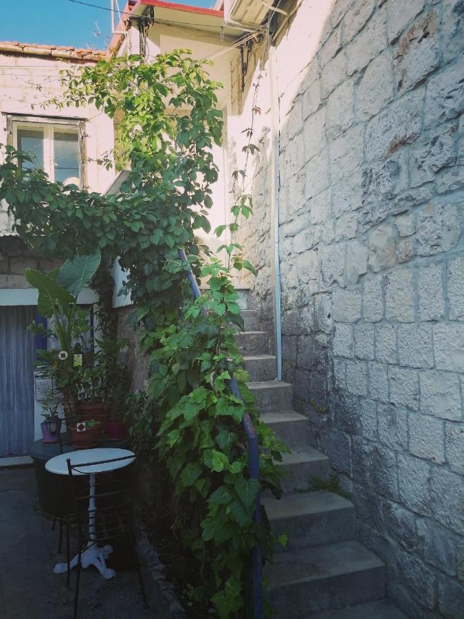 Stone House Daire Slatine Dış mekan fotoğraf
