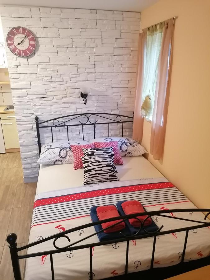 Stone House Daire Slatine Dış mekan fotoğraf